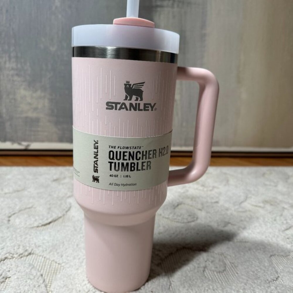STANLEY Pink Cup Quencher H2o Tumbler 40 OZ Soft Rain Bloom NWT